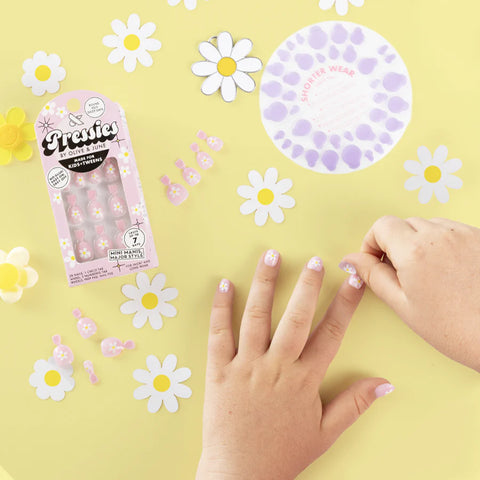 Daisy Days - Pressies | Extra Short Short | Round