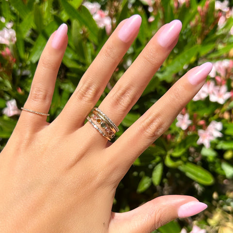 Iridescent Pink - Press-On | Medium | Oval