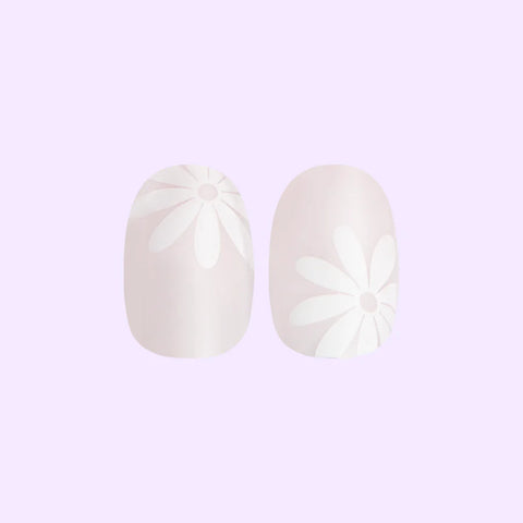 Chrome Daisy Pop - Press-On | Short | Round