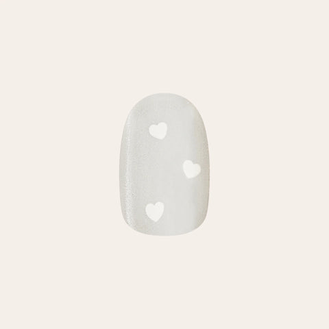 Velvet Pearly Hearts - Tab Press On | Extra Short | Round